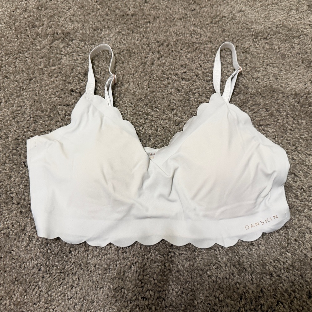 Danskin Scalloped White Bralette
